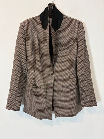 ZARA. Black stretch knit top. TL