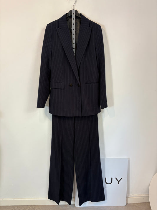 MANGO. Traje de chaqueta fluido rayas