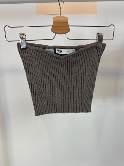 ZARA. Gray ribbed strapless top. TS