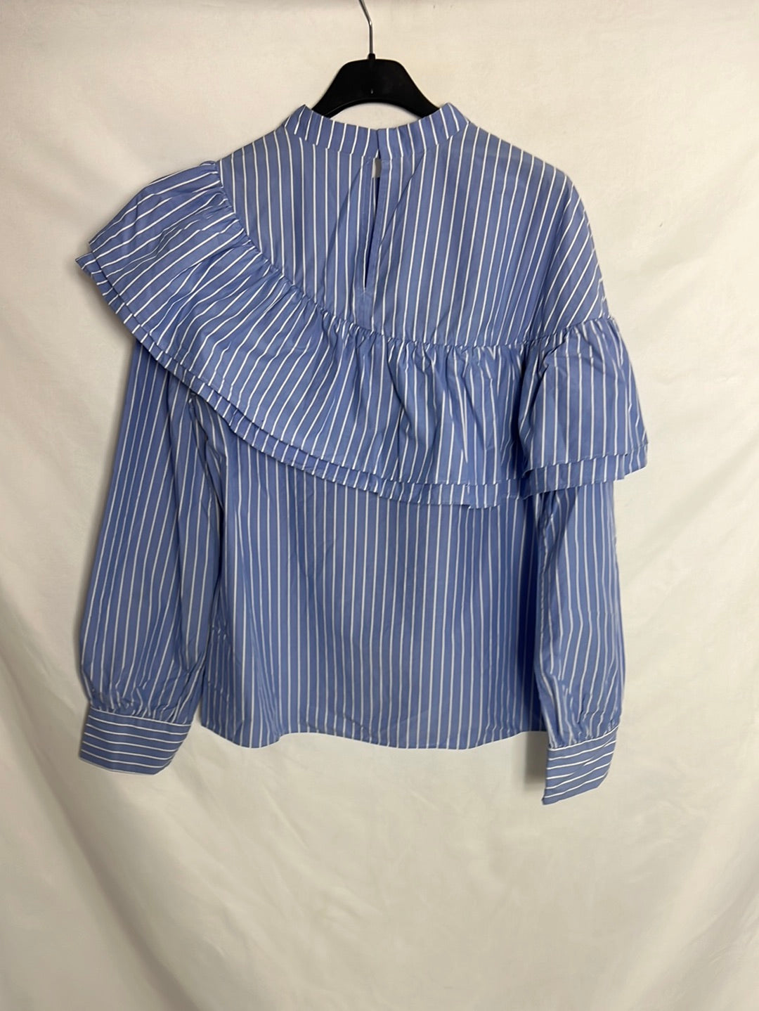 &OTHER STORIES. Blusa azul rayas volante. T 38
