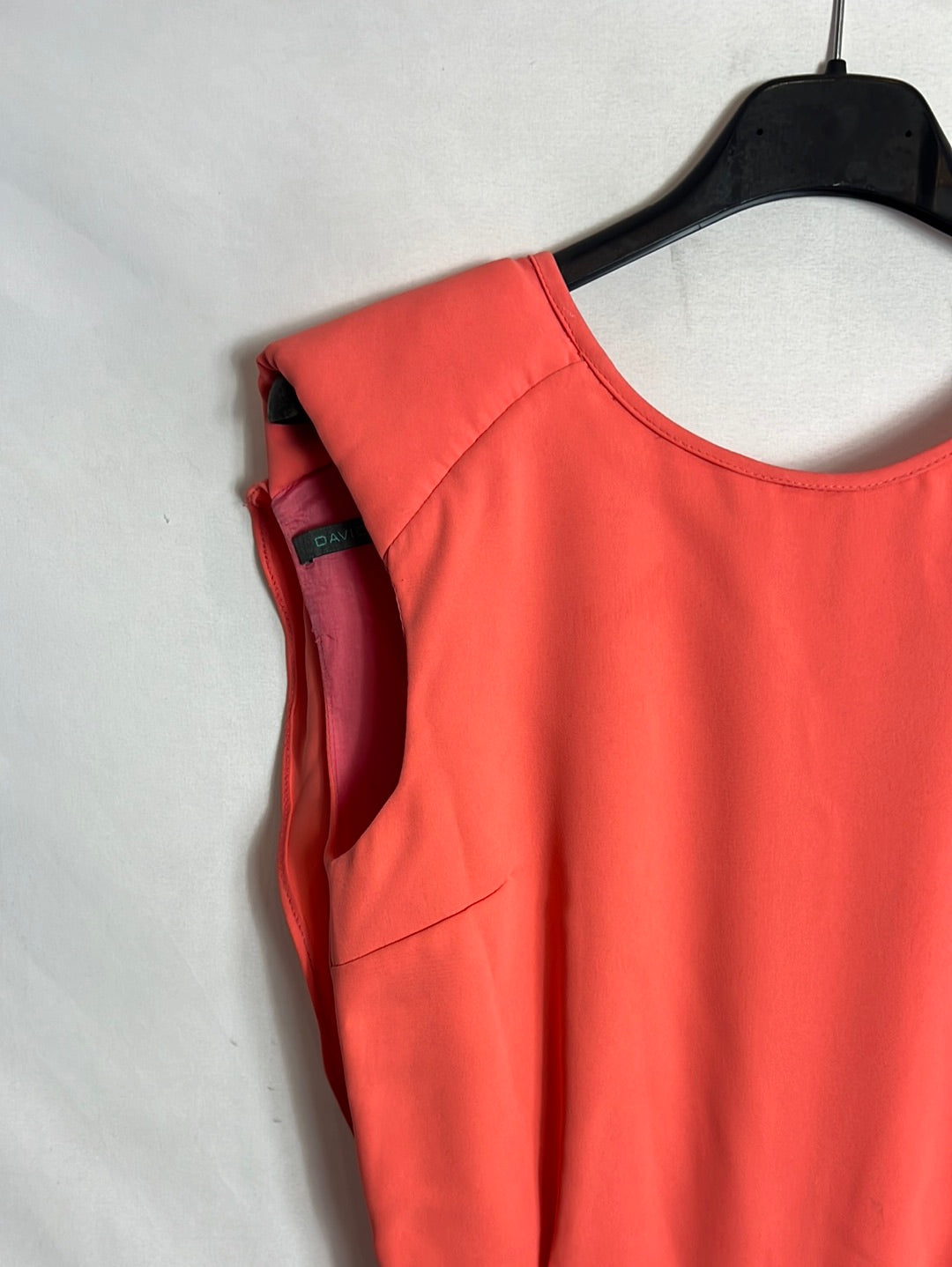 DAVID CHRISTIAN. Mono largo salmón detalle espalda. T 36