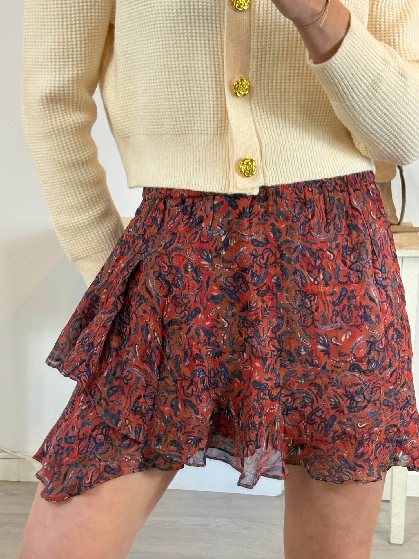 IRO. Flowing tile-effect short skirt, size 36