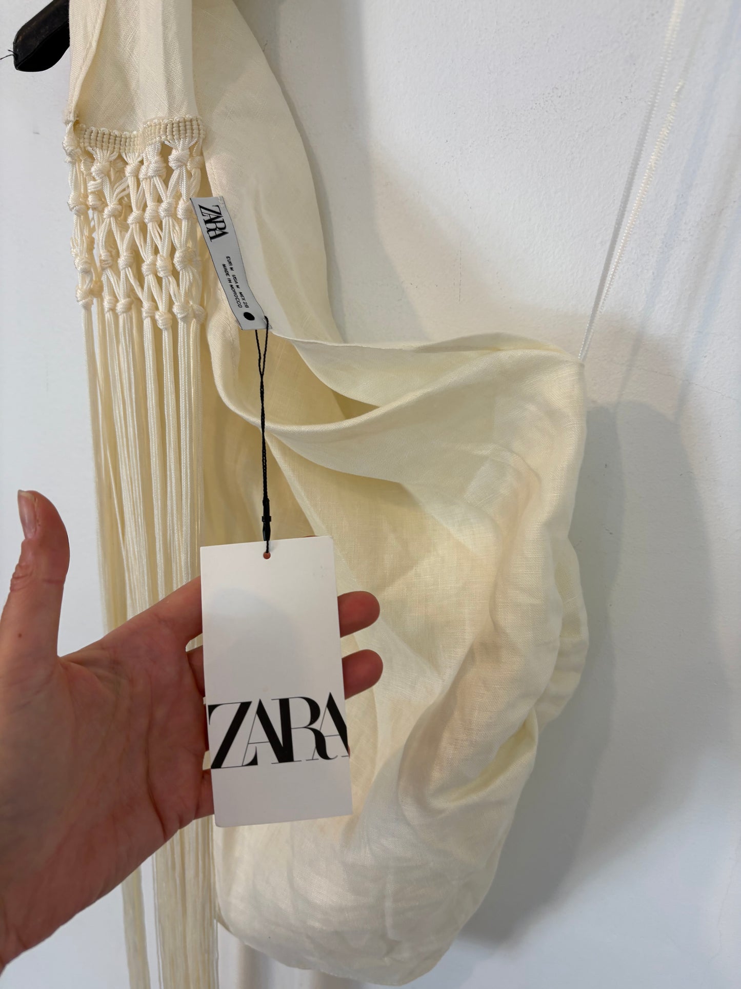 ZARA. Top lino asimétrico. T M