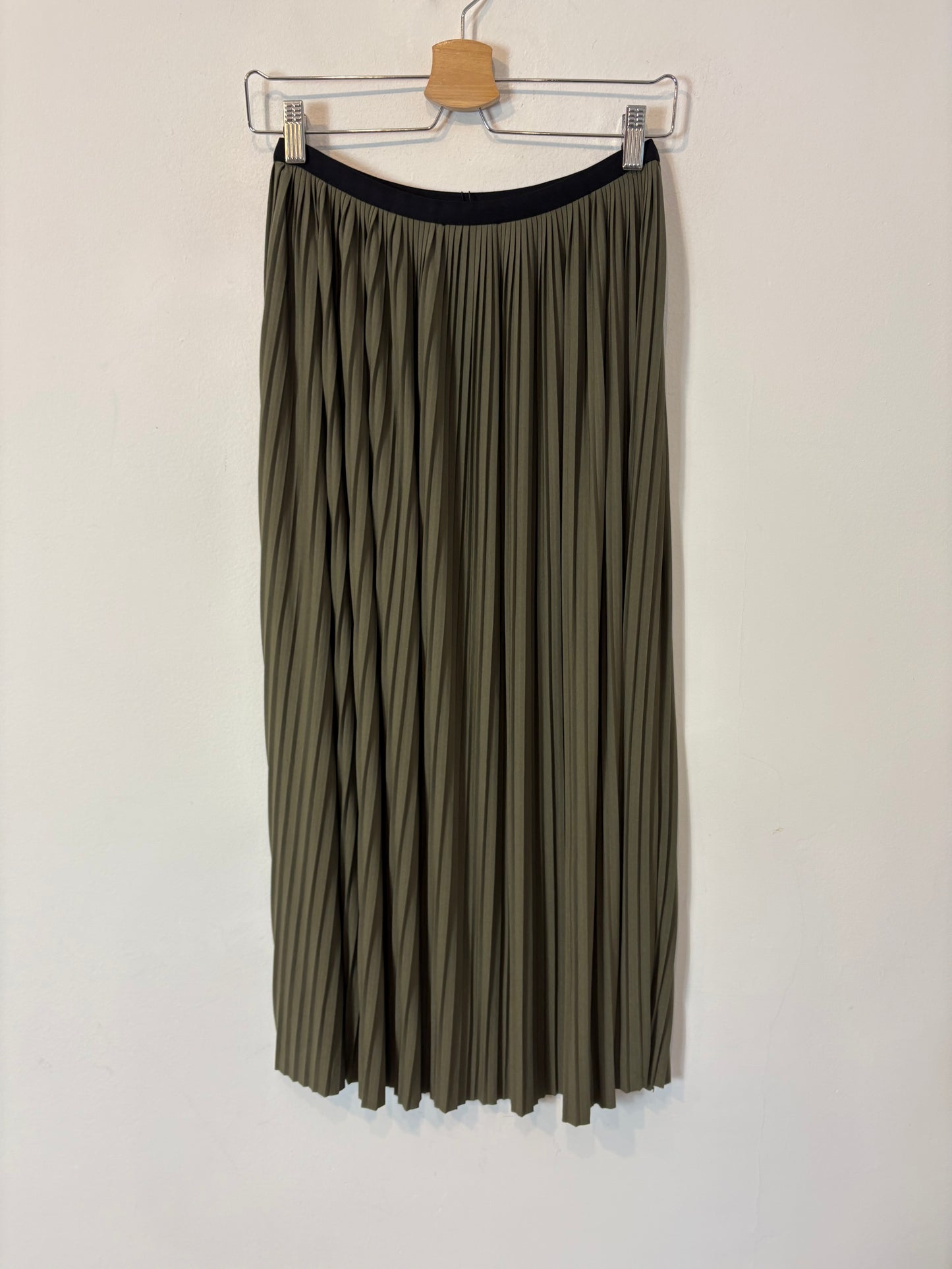 PARFOIS. Falda midi pisada verdes