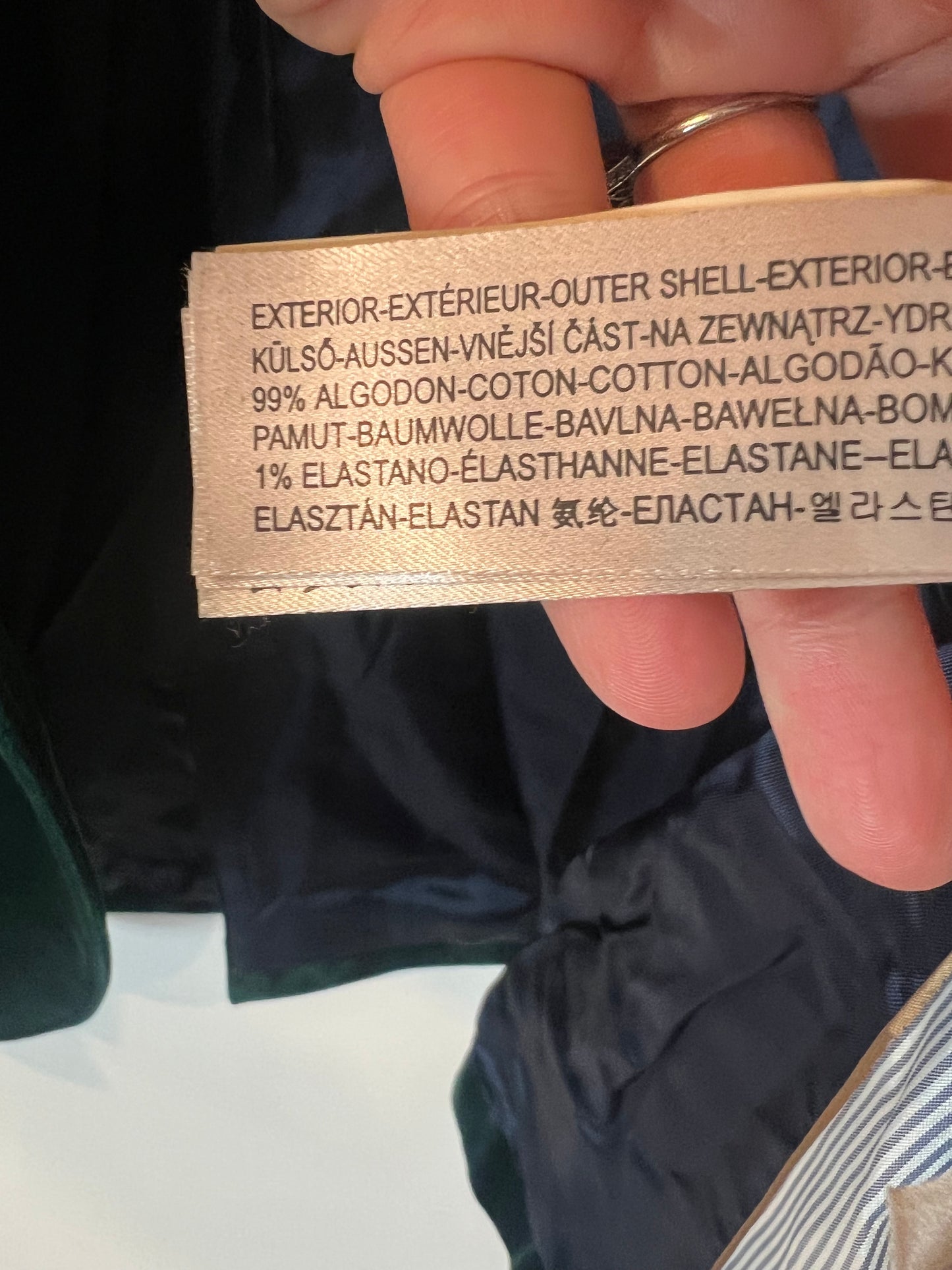 MASSIMO DUTTI. Green velvet blazer. Size 40