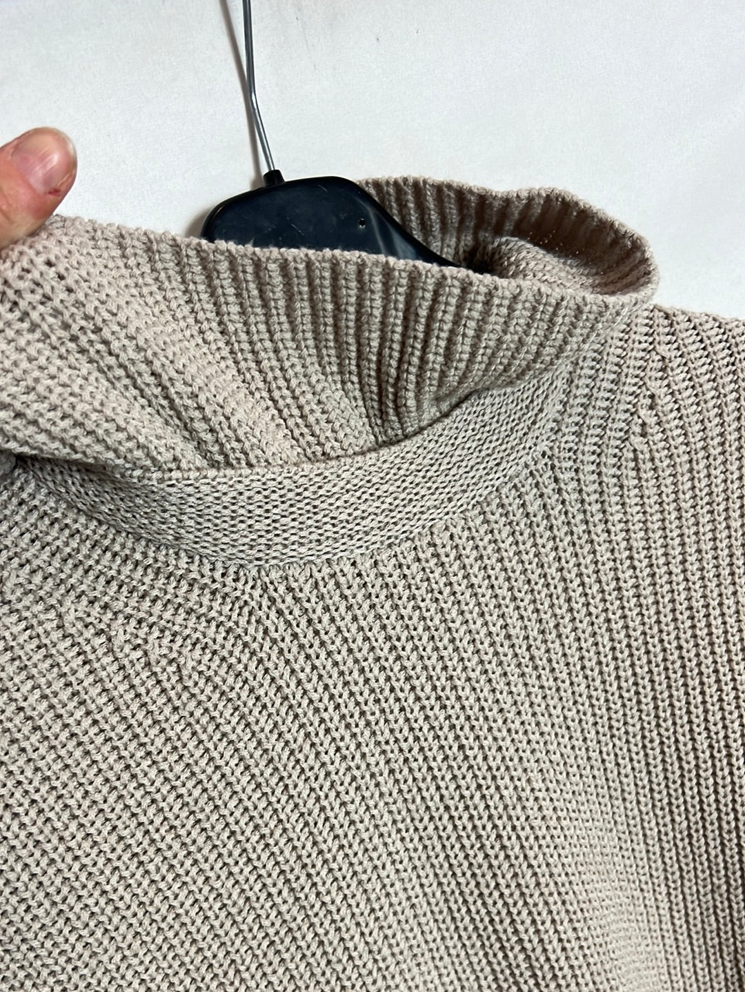 FALCONERI. Beige ruffle-neck sweater. TS