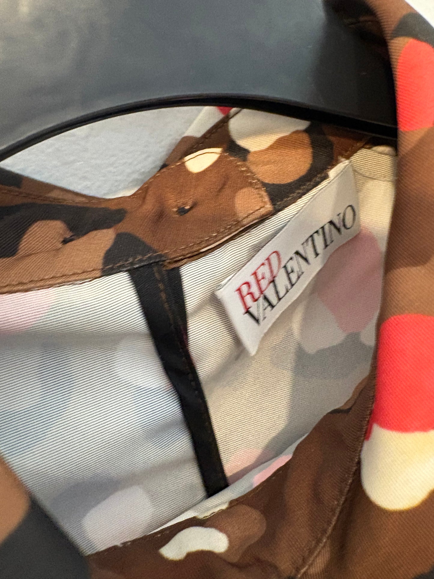 RED VALENTINO. Brown printed top, size 40 (s)