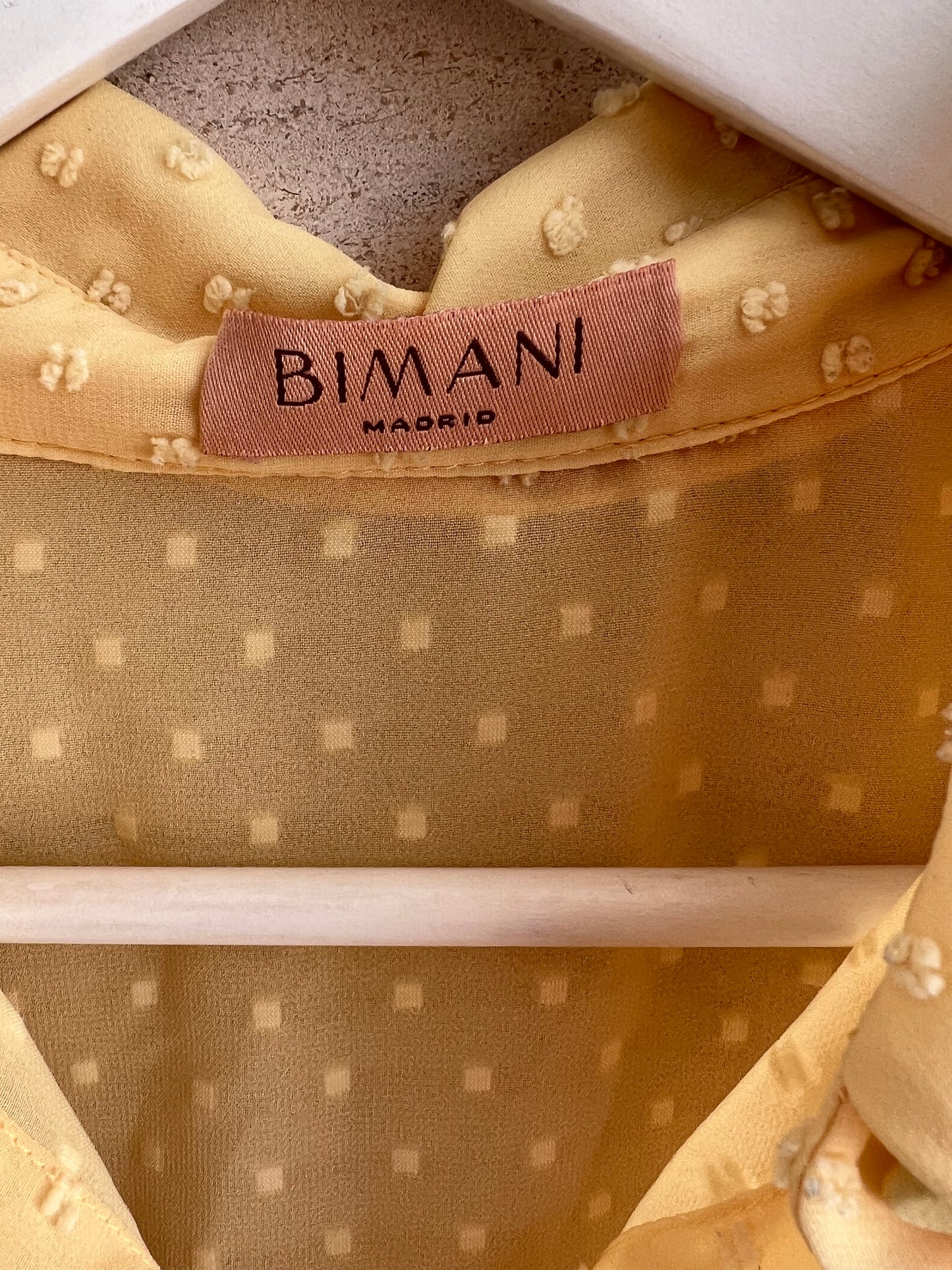 BIMANI. Blusa amarilla plumeti T.L