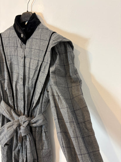 MARIETH. Grey velvet jumpsuit with removable sleeves.