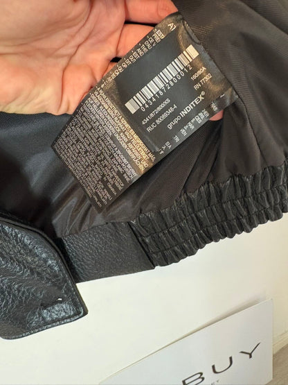 ZARA. Biker efecto piel negra