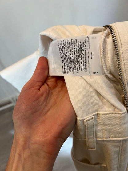 MANGO. Mono denim blanco