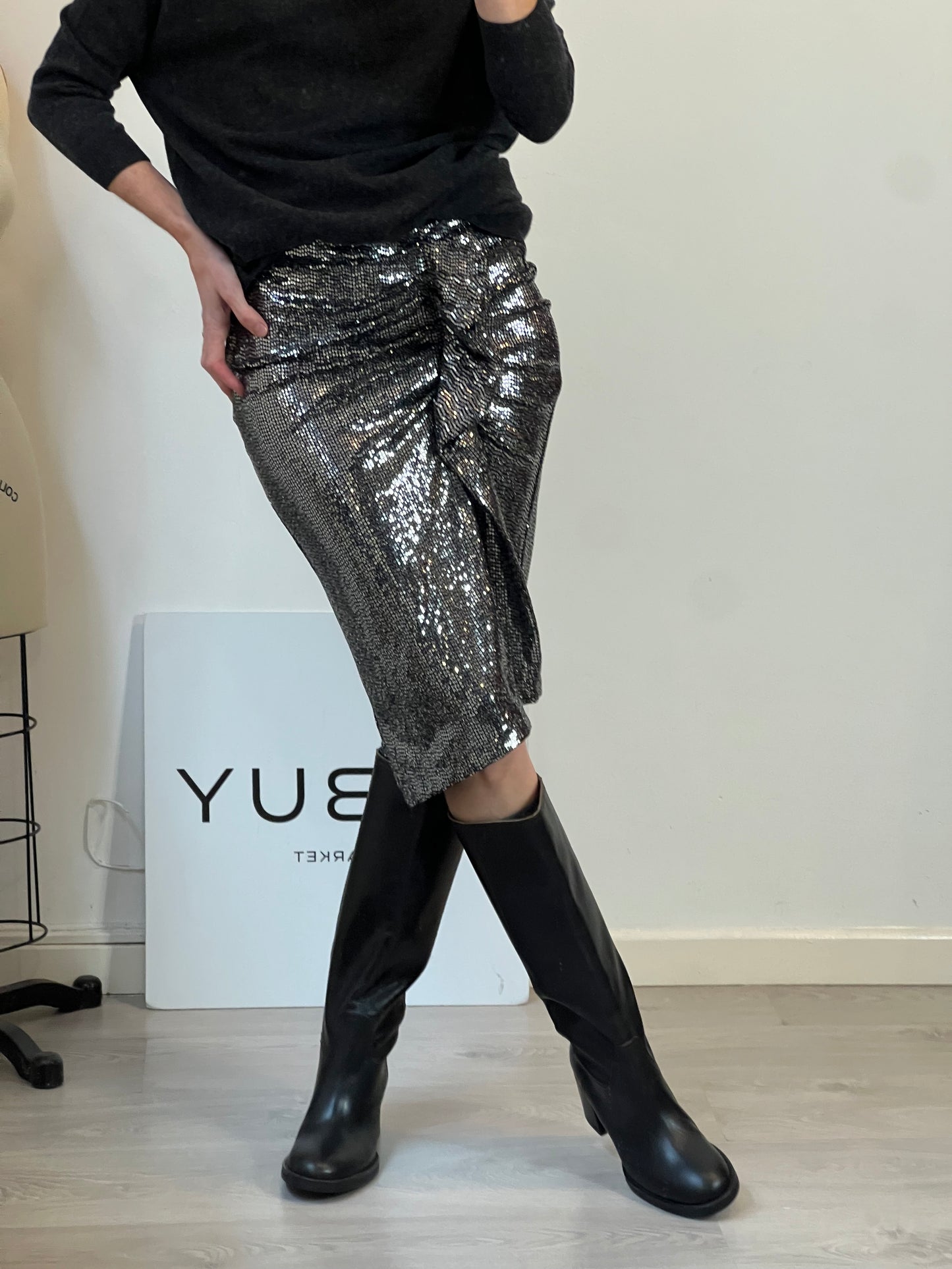 ISABEL MARANT. Falda midi mini lentejuelas