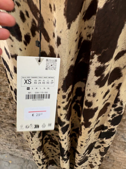 ZARA. Vestido largo estampado fluido