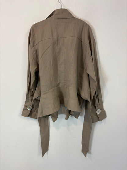 ZARA. Sobrecamisa beige lino
