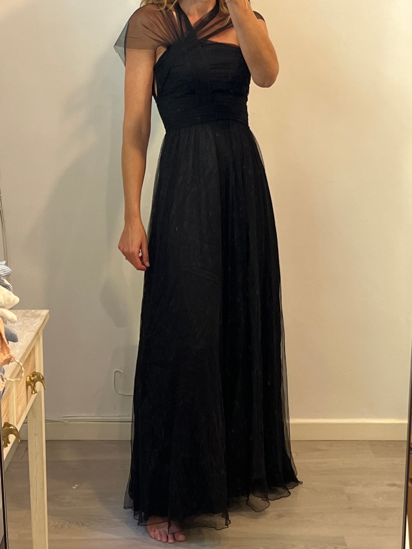 MIGUEL DE LUNA. Long black dress