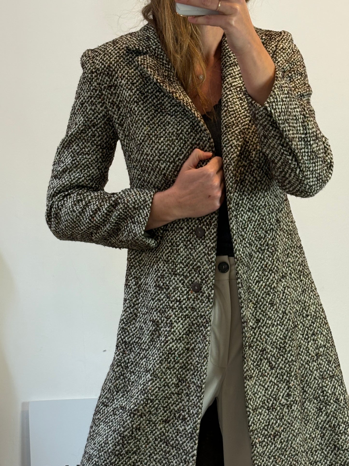 ROBERTO TORRETTA. Abrigo verde jaspeado lana