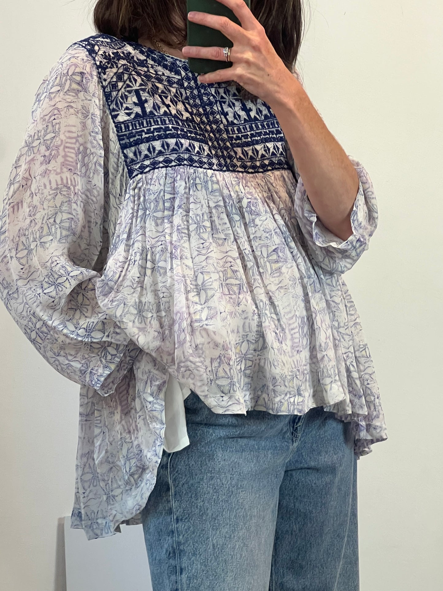 ANTIK BATIK. Blusa fluida bordada T.m