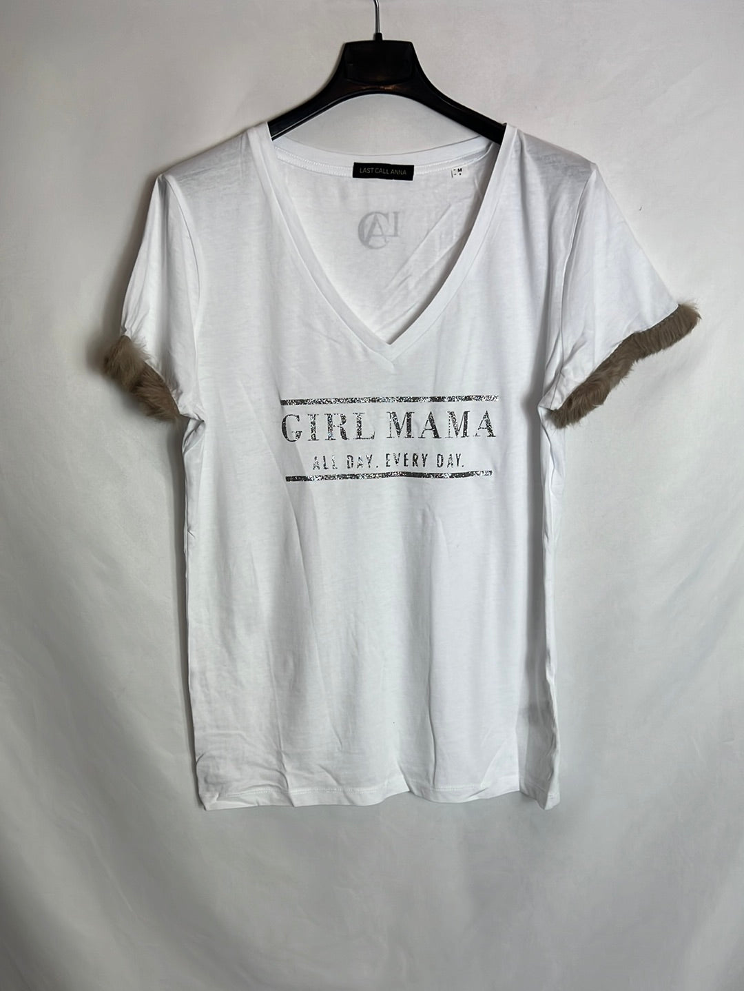 LAST CALL ANNA. Camiseta blanca detalle mangas. T M