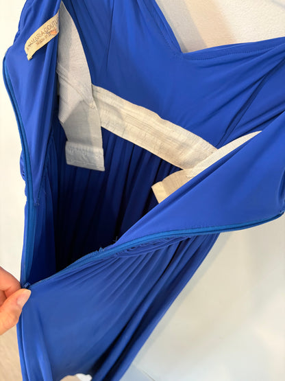 ANAMARIA COUTURE. Vestido max azul klein