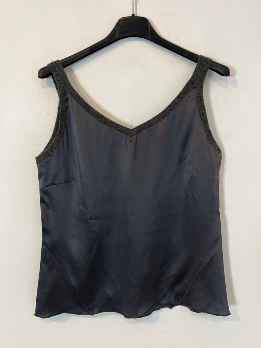 BRUNELLO CUCINELLI. Top seda y cashemre gris. T M