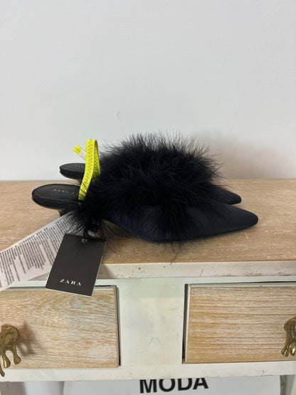 ZARA. Black open-heel fluorescent sandal. Size 39