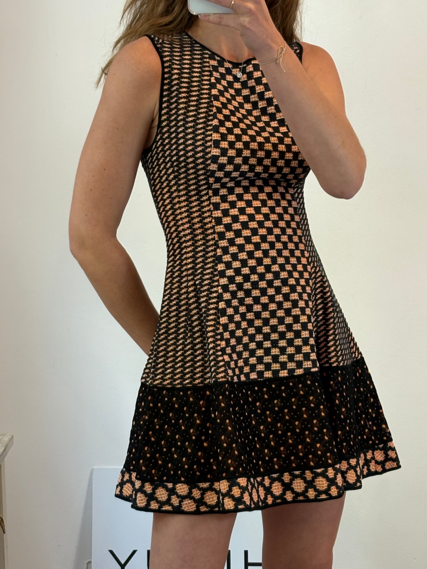 MISSONI. Vestido corto textura. T  44(38)