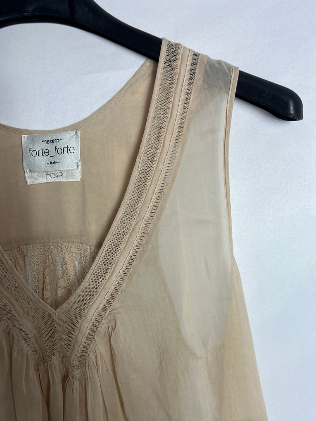 FORTE FORTE. Tan double-textured top. Size 1(S)