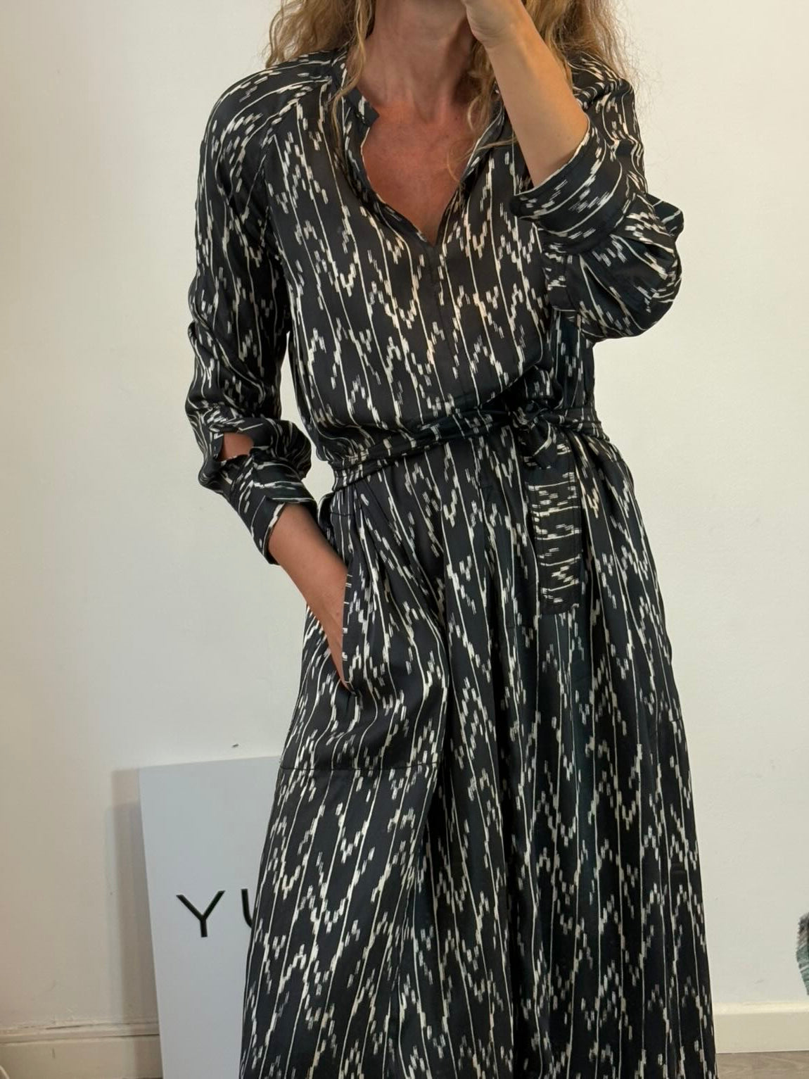 ISABEL MARANT. Vestido largo seda con cinturón