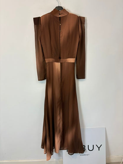 IQ COLLECTION. Vestido largo tonos tierra