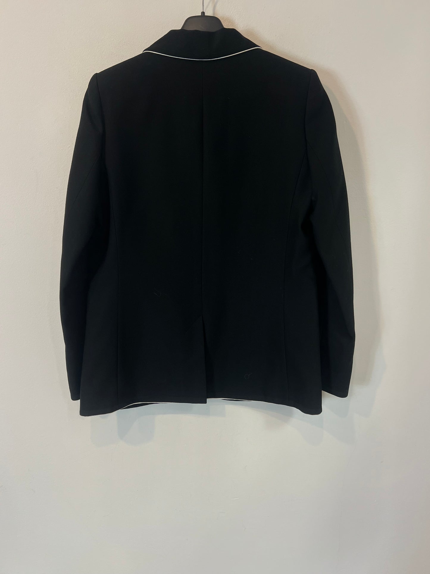 AMEÉ. Sleeveless fringed sweater S.(s)