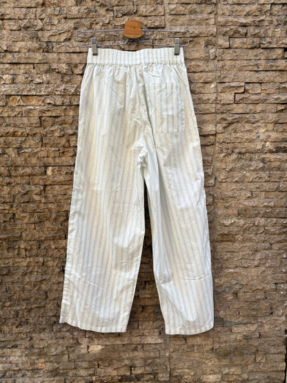 AMERICAN VINTAGE. Pantalón algodón rayas azul claro
