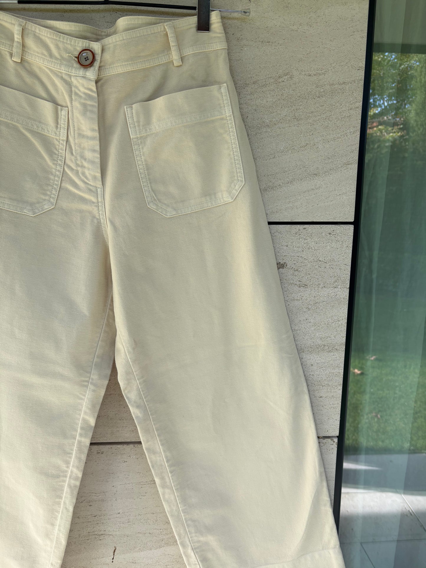 SESSÚN. Denim beiges bolsillos