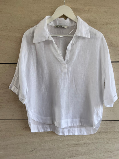 ZARA. Flowy white blouse T.xs