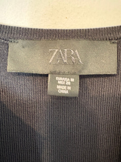 ZARA. Vestido negro punto elástico