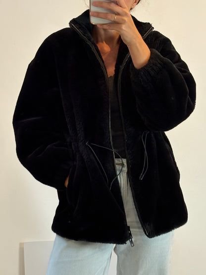 ZARA. Abrigo negro pelo