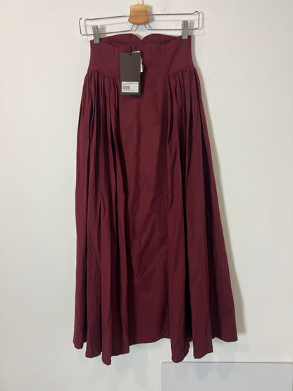 IQ.  COLLECTION. Falda larga burdeos. T M (tara)