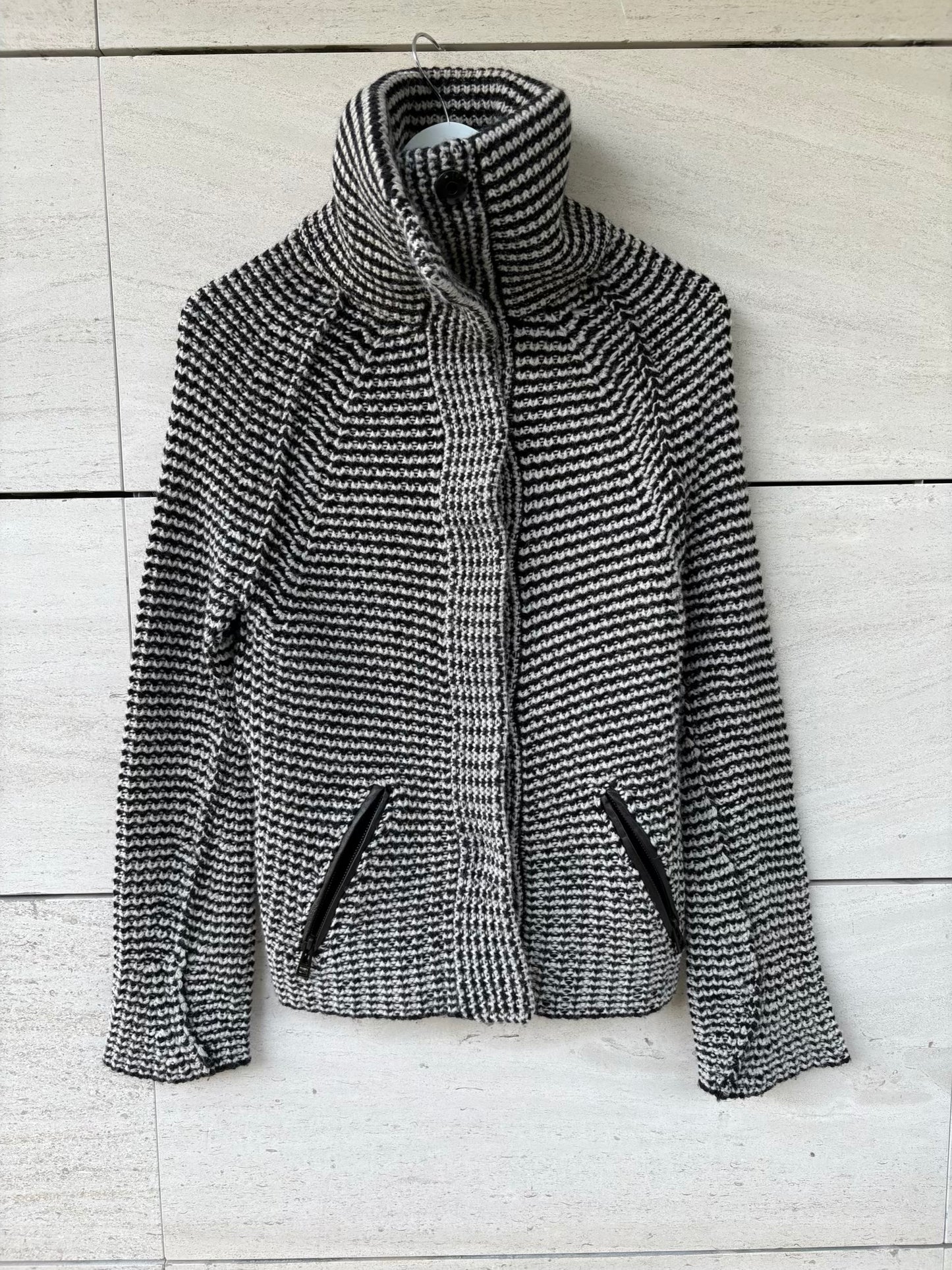 ZADIG & VOLTAIRE. Chaqueta punto mezcla cuello alto