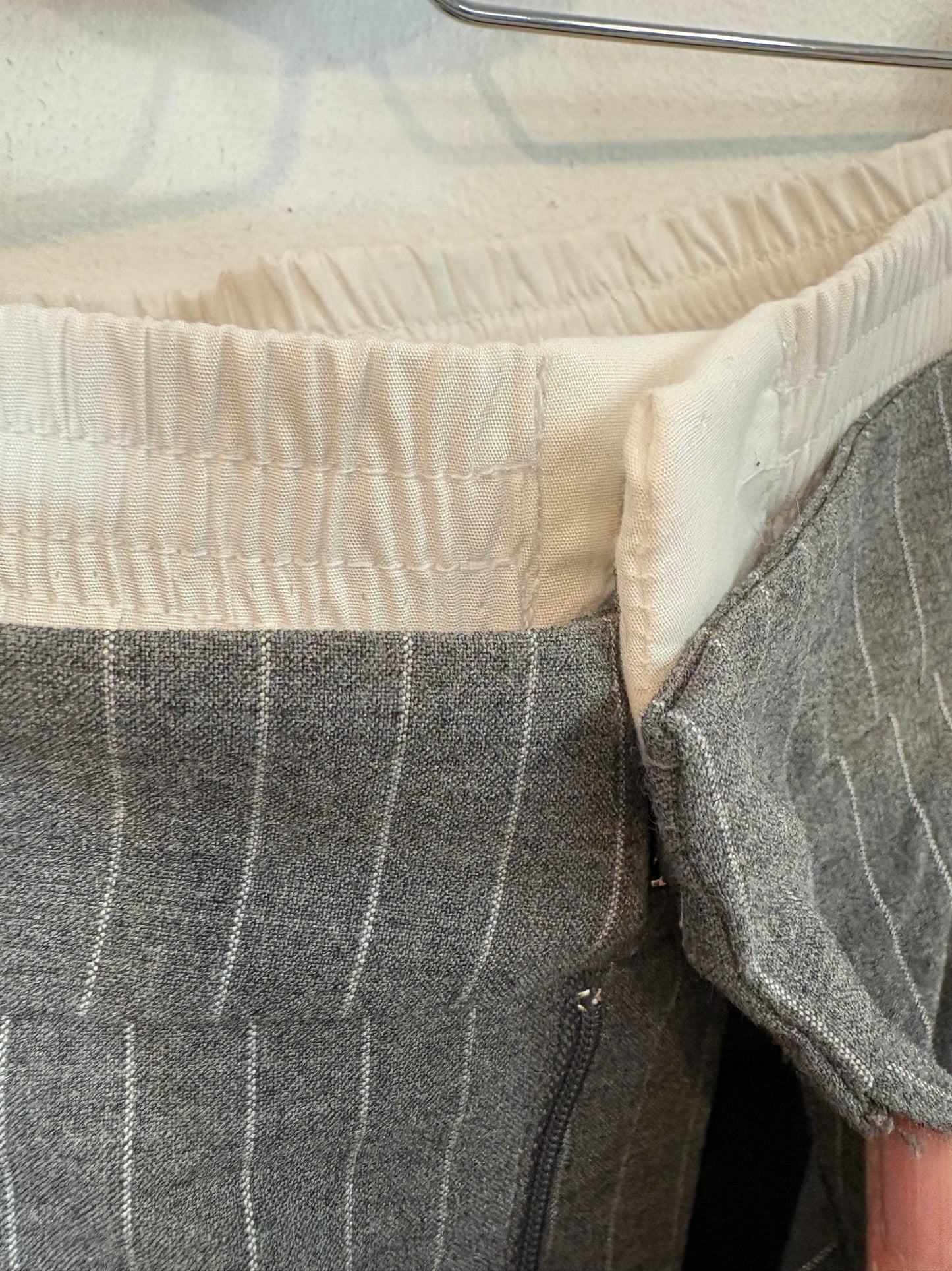 ZARA. Pantalón pinzas doble cintura. T XS