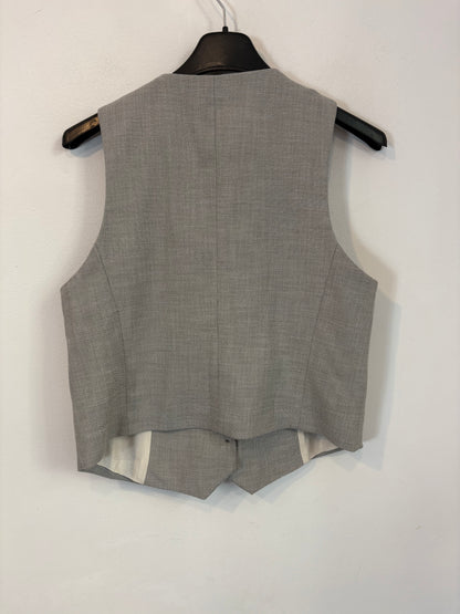ZARA. Conjunto gris claro textura