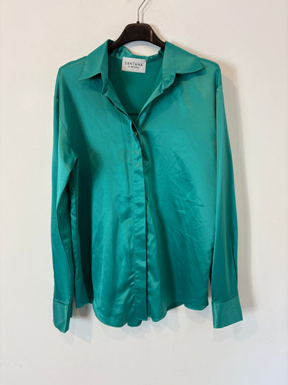 SANTANA DE MORA. Turquoise satin shirt. Size 36