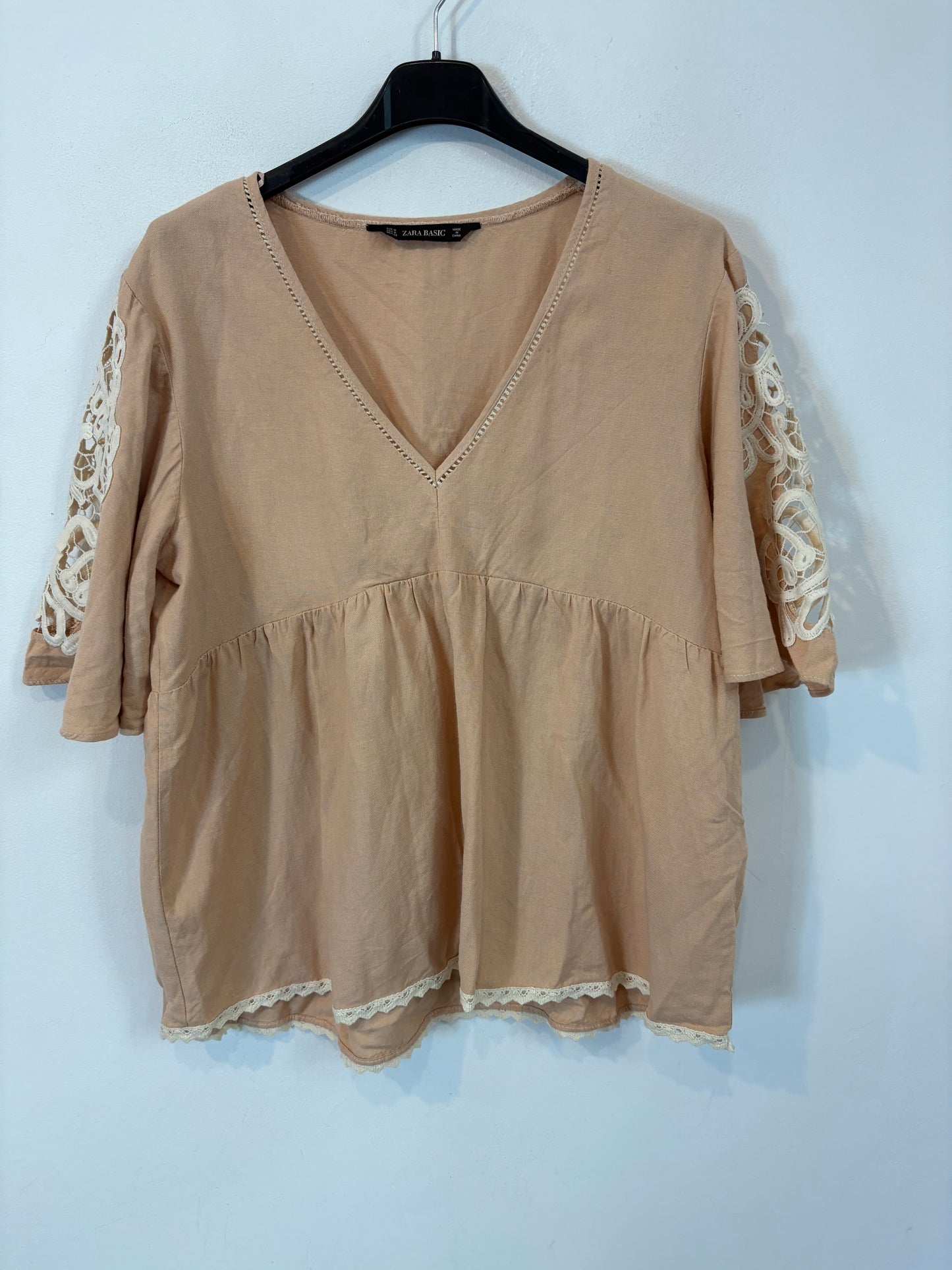 ZARA. Top maquillaje detalle manga. T M