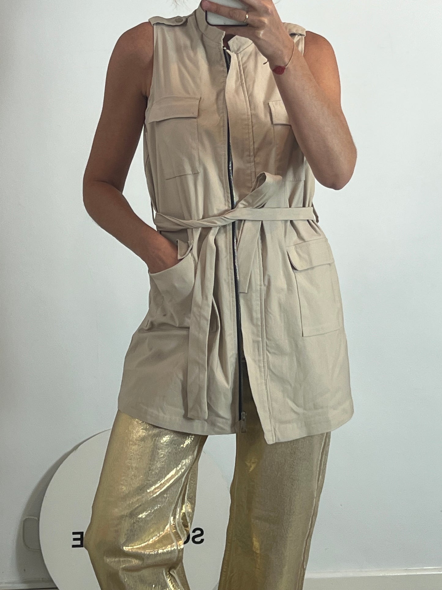 VALENTINA. Chaleco beige sahariano T.L