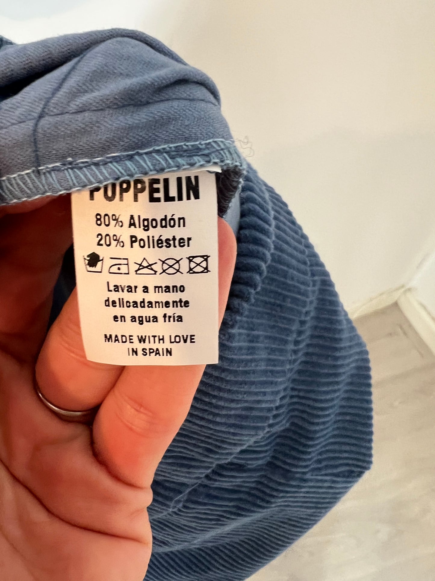 POPPELIN. Total look chaleco y pantalón pana T.m/l