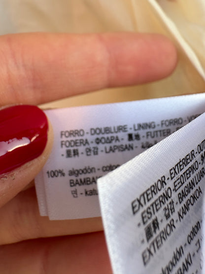 ZARA. Chaleco bordado colores