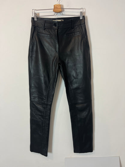 ZARA. Pantalón negro piel  T.m