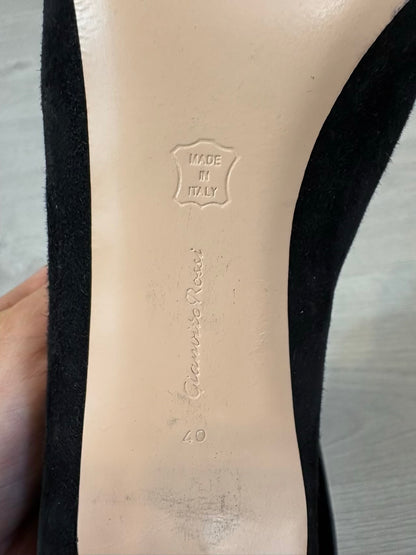 ZARA. Slim stretch denim in tan beige. Size 6 years