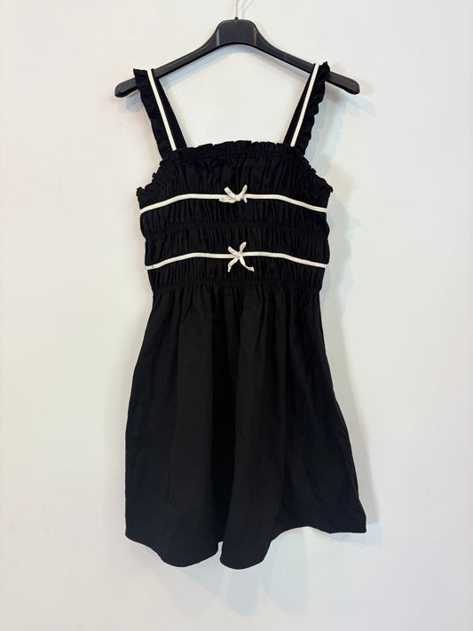 ZARA. Vestido corto negro fruncidos. T 13-14 años (xs/s)