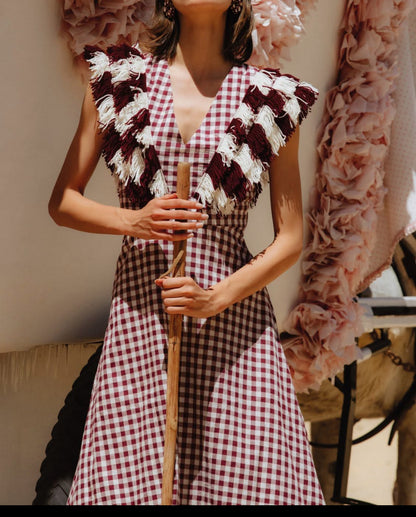 IQ COLLECTION. Vestido largo vichy flecos