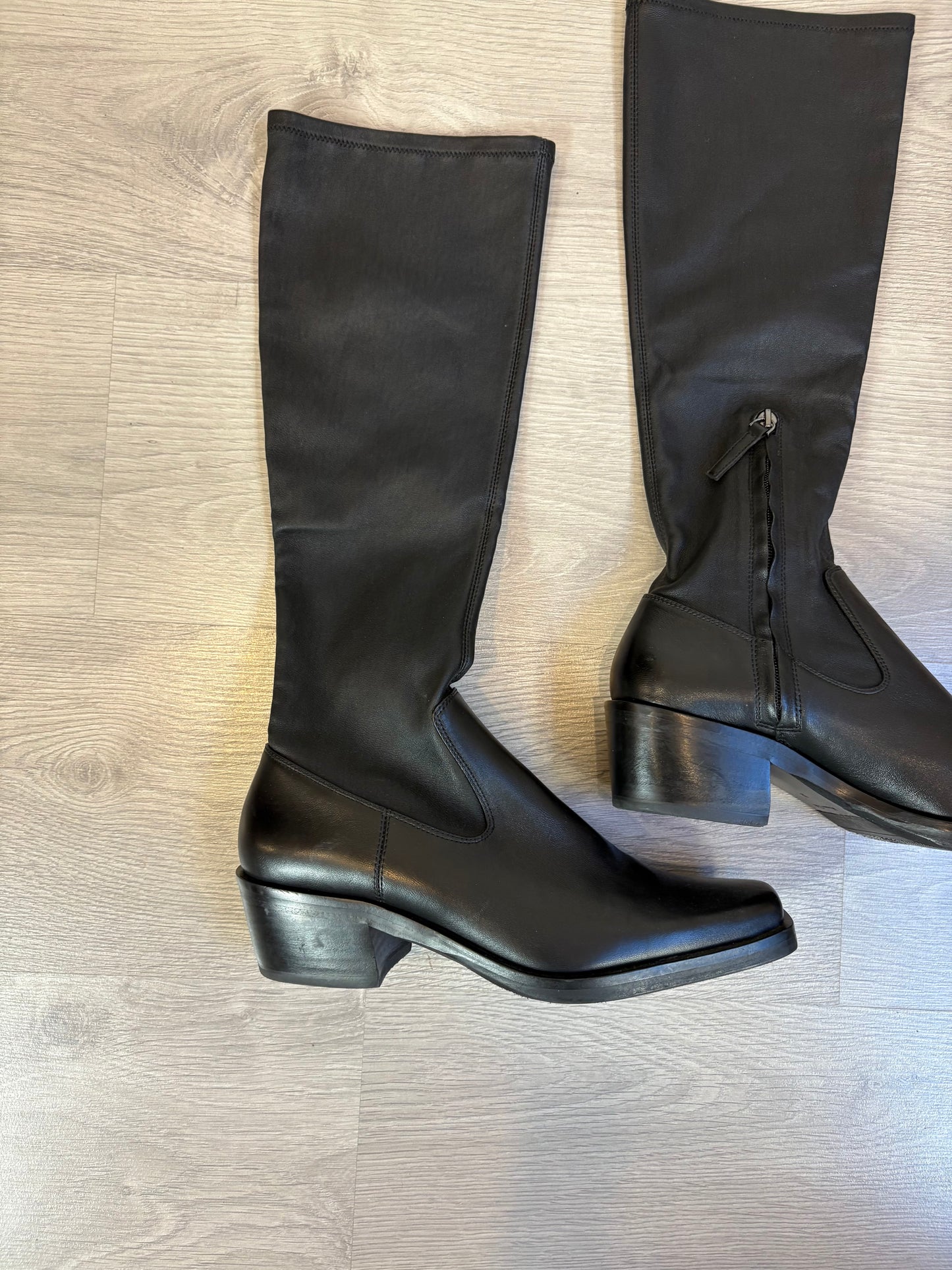 MASSIMO DUTTI. Botas camperas piel en nergo