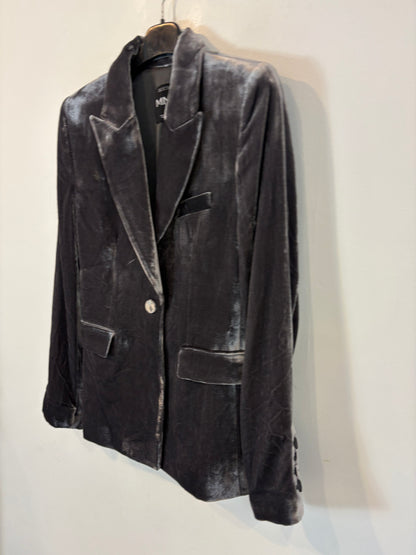 MANGO. Traje de chaqueta terciopelo gris